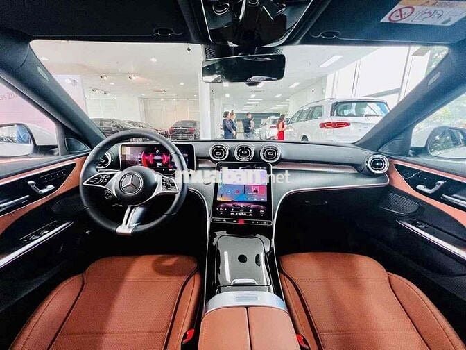 Mercedes C Class 2023 C200 Avantgarde - 15000