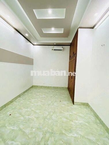Mặt bằng trệt lầu 4PN đường Nguyễn Văn Cừ