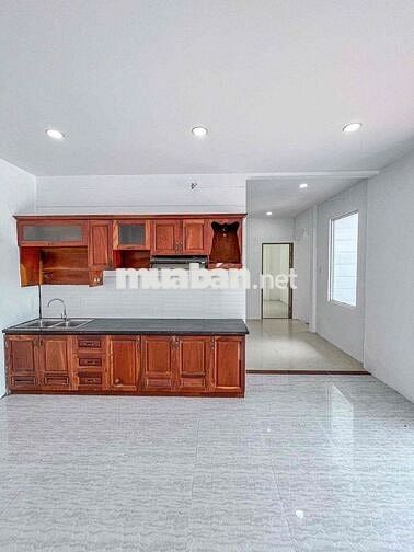 Nhà sân vườn 10x15m hẻm Số Đỏ - Cồn Khương