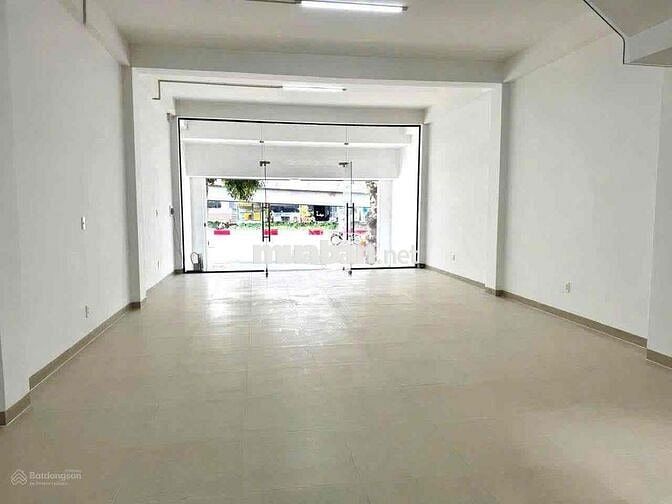 ✅ CHO THUÊ NHÀ 2 MẶT TIỀN CỘNG HOÀ. SẦM UẤT