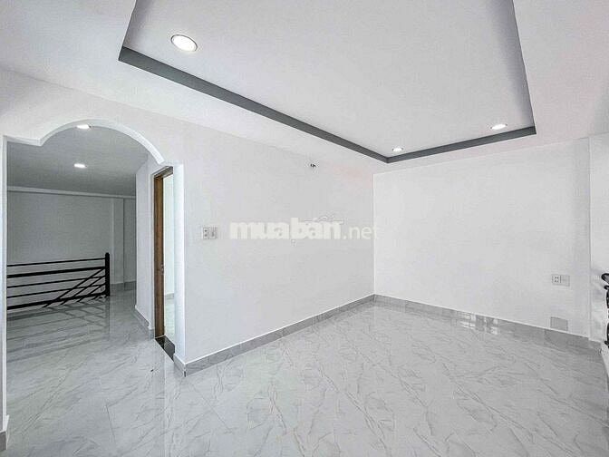 Nhà sân vườn 10x15m hẻm Số Đỏ - Cồn Khương