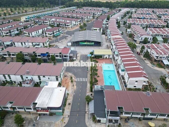 Bán gấp căn Shophouse 2 tầng 85m2 tại KĐT Oasis City, Giá 1,7 tỷ