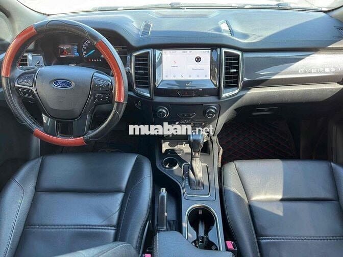 Ford Everest 2.0Titanium 4x2 2021 - 78000km
