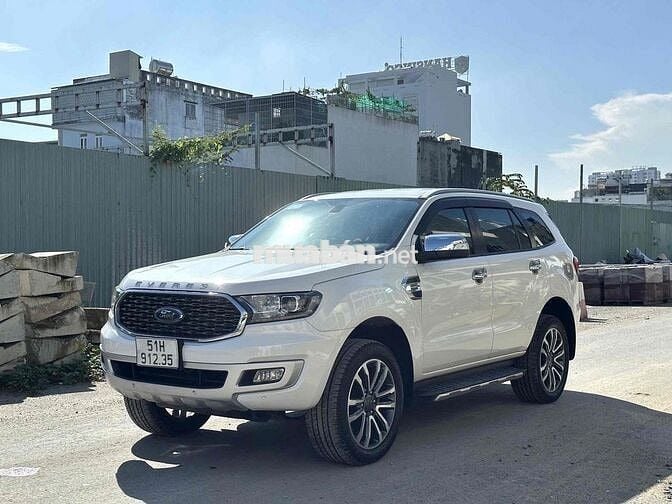 Ford Everest 2.0Titanium 4x2 2021 - 78000km