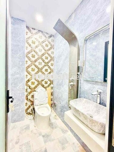 NHÀ MỚI XÂY ĐẸP - KẾ KHU TÊN LỬA - DTSD 68m2 - HXH 5m - 3 TỶ 85