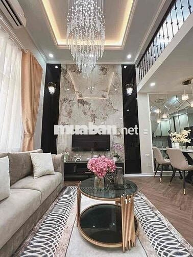 Siêu phẩm TT Thành Công , lô góc ,5ngủ, KD,full nội thất,90 m2