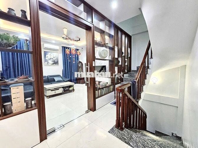 Siêu Phẩm Yên Hòa 34m2 - Ô TÔ vào tận nhà 6 Tầng