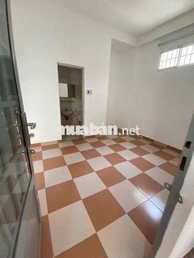 Cho thuê nhà nguyên căn Đường Hoàng Hoa Thám Quận BT