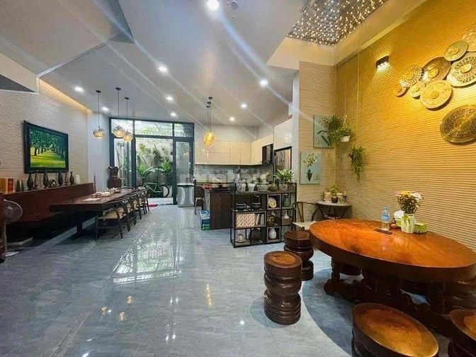 CỰC HIẾM Mặt Tiền ngay Phan Văn Trị - Bình Thạnh - 5,2x15m - 4 Tầng