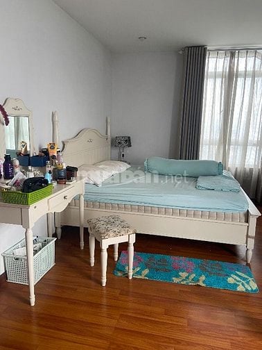 Cho thuê căn hộ chung cư căn góc 