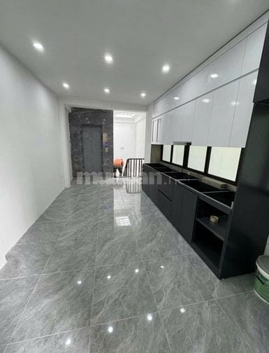 Siêu Phẩm Đống Đa Láng Trung - Cách 10m Ô tô - Thông Tứ Tung - Nhà mới