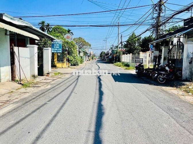 Đất mặt tiền nhựa gần chợ Tân Phú Trung Củ Chi 140m2 giá chỉ 415tr