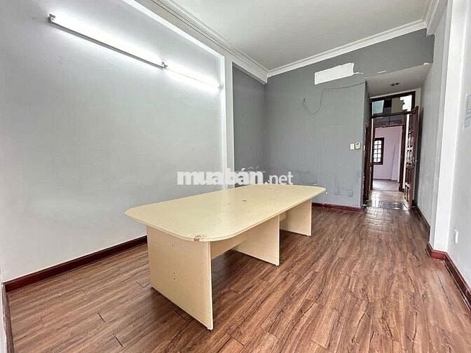 CHO THUÊ NHÀ  MẶT PHỐ CHÙA BỘC DT 50M*5 TẦNG