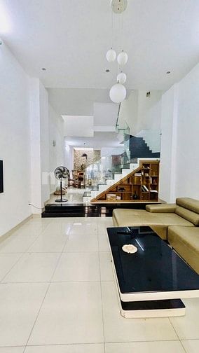 XÔ VIẾT NGHỆ TĨNH- HẺM Ô TÔ- NGAY ĐH HUTECH- 62m2- 5 TẦNG- NHỈNH 12 TY