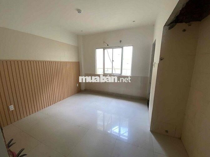 CẦN CHO THUÊ GÁP MẶT BẰNG KINH DOANH MT NGUYỄN TRỌNG TUYỀN P15 Q PN