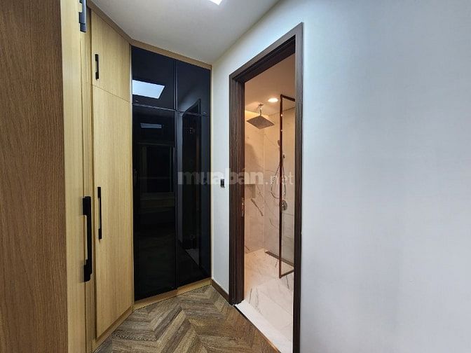 Cho thuê CC 3PN, 2WC, 131m2 giá ưu đãi tại M8, Midtown Phú Mỹ Hưng