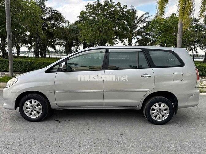 Toyota Innova đời 2009 chính chủ