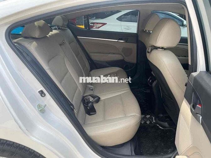 Hyundai Elantra 2020 2.0 AT - 49000 km