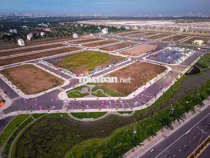 NỀN B3-42 – “VIÊN NGỌC” ĐẸP NHẤT DÃY B3 | GIÁ CỰC ƯU ĐÃI!