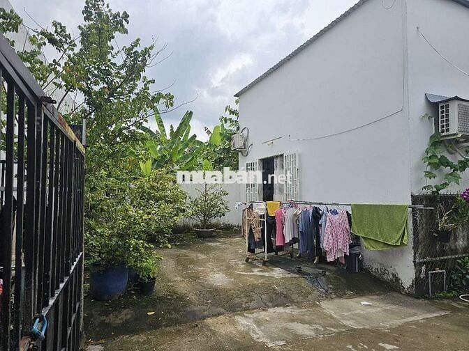 Cần bán cặp nền liền kề thích hợp định cư lâu dài hoặc xây nhà trọ