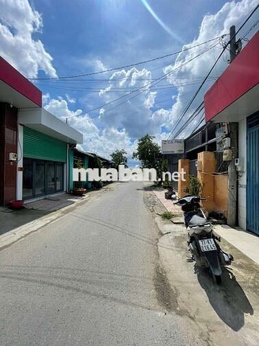 Lô đất mặt tiền đường đẹp kinh doanh buôn bán