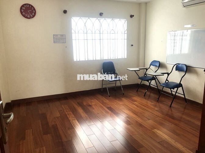 NHÀ CHO THUÊ HẺM LỚN HUỲNH VĂN BÁNH_ 7X20M_ TRỆT 3 LẦU SÂN THƯỢNG.