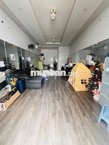 NHÀ CẤP 4 VIEW SÔNG (4,4x20), NGUYỄN BÌNH, PHÚ XUÂN, CHỈ NHỈNH 3 TỶ