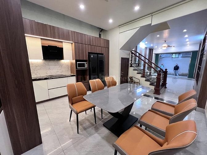 Bán gấp nhà Cầu Giấy, HQV phân lô ô tô đỗ,mặt tiền 4m, giá nhỉnh 13 tỷ