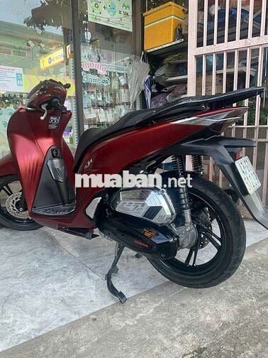 Lên bốn bánh nên bán sh 150i đăng ký 2023 rất mới