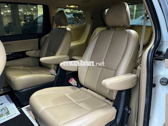 Kia Sedona 2019 Luxury D - 77000 km