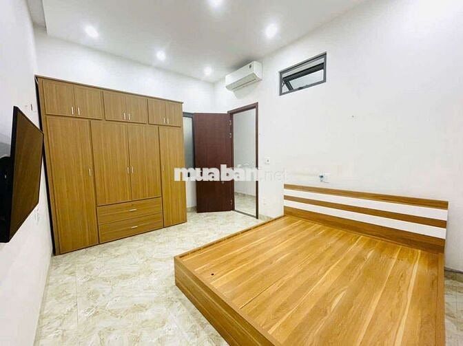Cho thuê nhà 3 tầng mt cồn dầu 12 hòa xuân