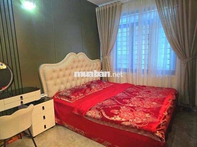 CỰC HIẾM – Nhà mới 3 mặt ngõ , trung tâm đống đa