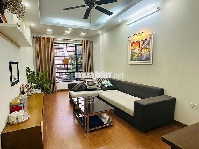 BÁN NHÀ ĐÊ LA THÀNH - ĐỐNG ĐA:  5 TẦNG - OTO TRÁNH, GARA, 3 THOÁNG