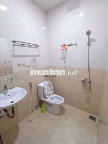Cho thuê nhà 3 tầng mt cồn dầu 12 hòa xuân