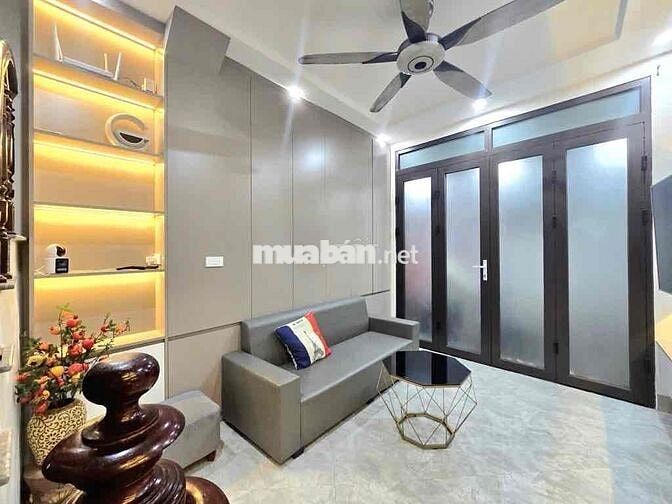 CỰC HIẾM – Nhà mới 3 mặt ngõ , trung tâm đống đa