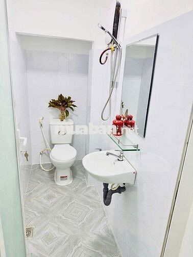 Nhà hẻm 17m2, 1 phòng ngủ, đường Nơ Trang Long, Q. Bình Thạnh