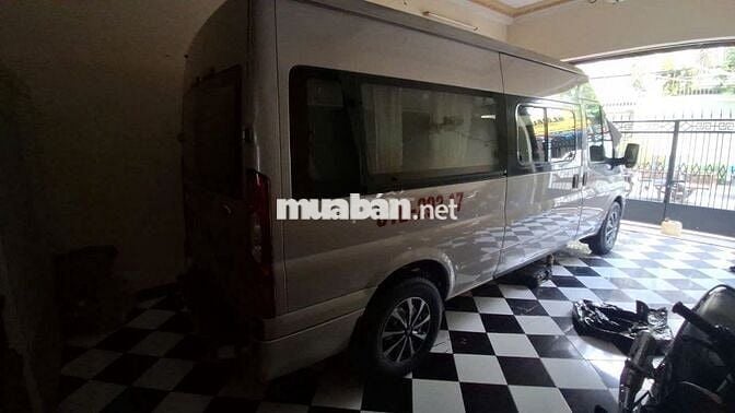 Ford Transit 2017 Standard MID - 215000 km
