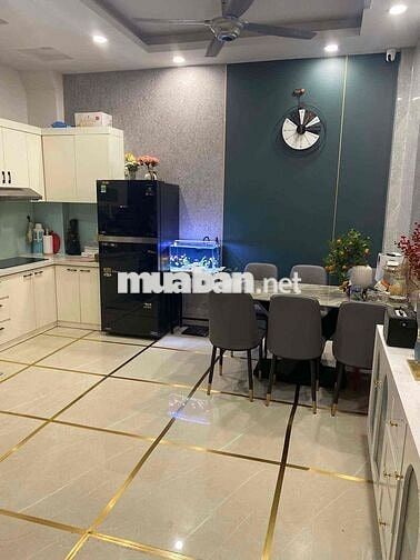 Nhà 5 Tầng 32m2 Mới Xây Ngõ 290 Kim Mã