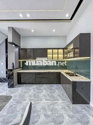 NHÀ TRỆT LẦU (CÓ SÂN ĐẬU ÔTÔ) - 2 MẶT TIỀN VIEW SÔNG - ĐẦU ĐƯỜNG TÔ V