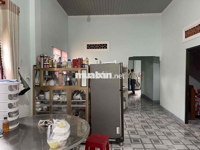 Nhà Lộc Nga - Bảo Lộc - DT 532m2 (MT 10m) sẵn 396m thổ cư đường lớn