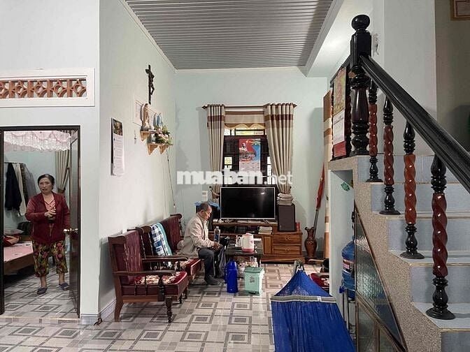Nhà Lộc Nga - Bảo Lộc - DT 532m2 (MT 10m) sẵn 396m thổ cư đường lớn