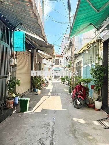 BÁN NHÀ HẺM 4,5M ÔTÔ VÀO TẬN CỬA 4x11 - 4 TẦNG GIÁ 6 TỶ NHỈNH TL