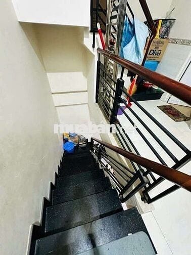 Nhà 4 tầng , gò dầu tân quý (4m x 15m)