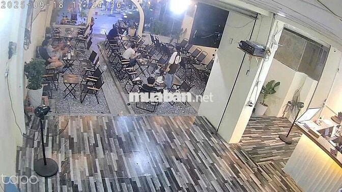 Chính chủ  Sang nhanh quán cf bình tân  Diện tích: 200m2  Giá sang: 18