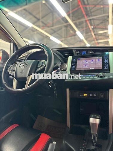 Toyota Innova 2020 Venturer - 63200 km