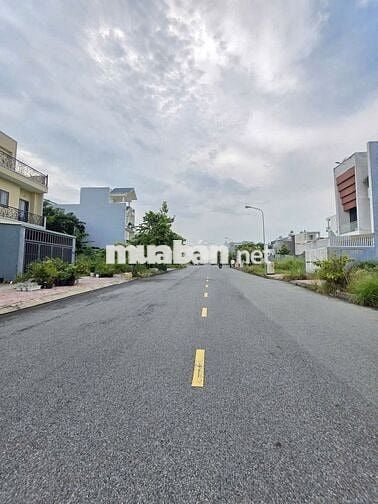 CẦN BÁN GẤP ĐẤT KHU DÂN CƯ GIA HOÀ – GẦN BẾN XE QUẬN 8
