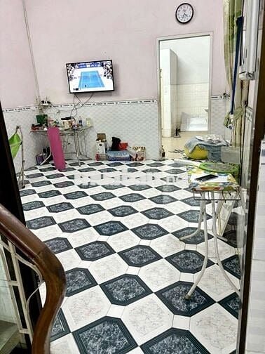 Cho thuê nhà Mặt Tiền nhánh Trung Mỹ Tây,Q12
