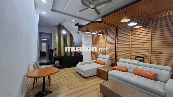 Bán Nhà Hẻm Ô Tô Ngay Bến Xe Miền Đông- Bình Thạnh. DT: 4 x 18(5 Tầng)
