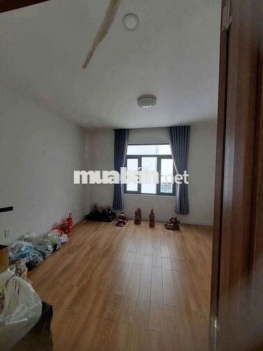🔥1/ NGUYỄN VĂN YẾN-NHÀ ĐẸP 2 LẦU HẺM Ô TÔ GẦN LŨY BÁN BÍCH,TÔ HIỆU