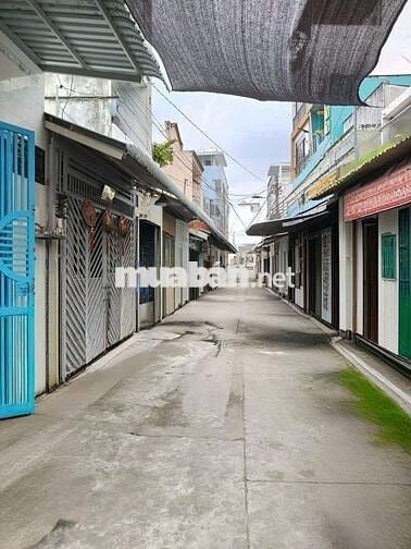 Bán nhà gần Chợ Bình Đông, p14,Q8 3.5x11m nhà cấp 4 hẻm xe hơi thươngl